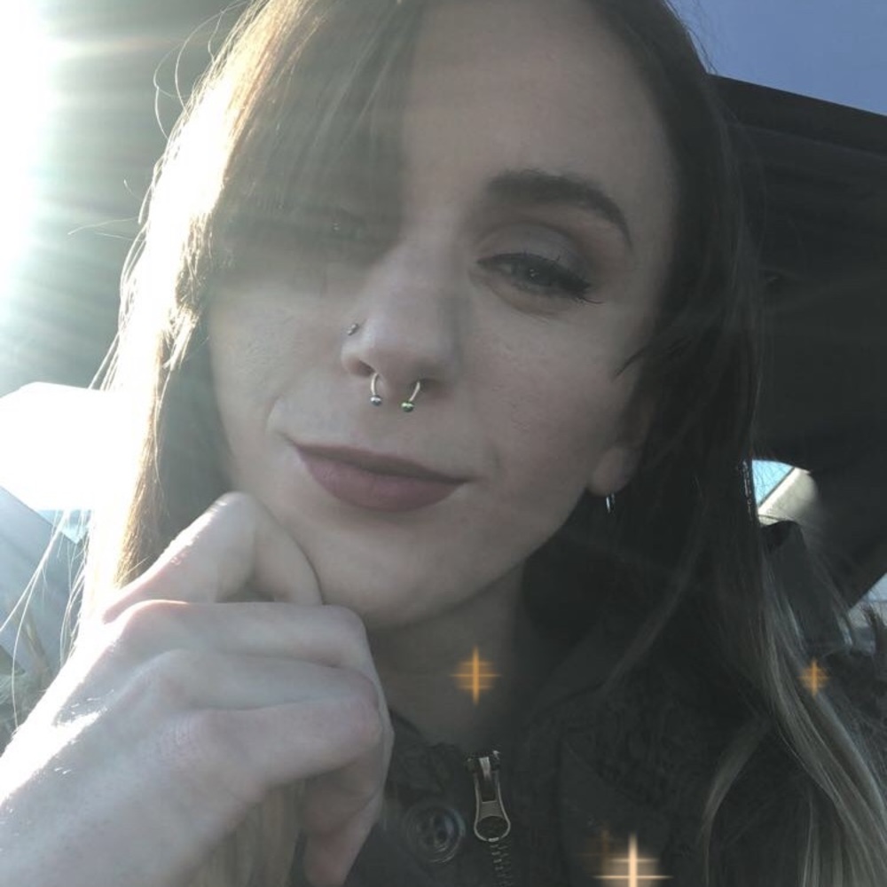 Meet your Posher, Ashley